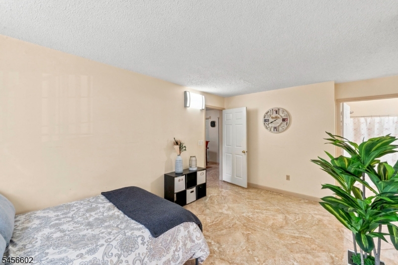 1338 Lavender Ct Property Photo 13