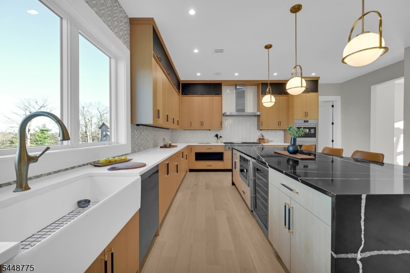 2 Barchester Way Property Photo 18