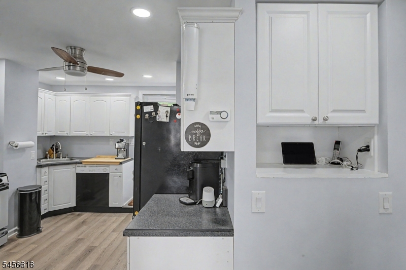 1149 Bank St Property Photo 18