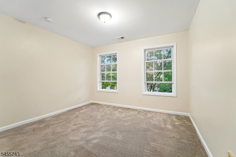 195 Levinberg Ln Property Photo 27