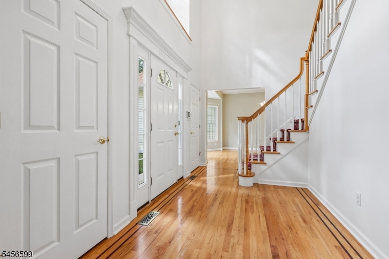 79 Stony Brook Rd Property Photo 4