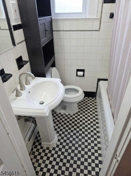 505 Hoboken Rd A Property Photo 9