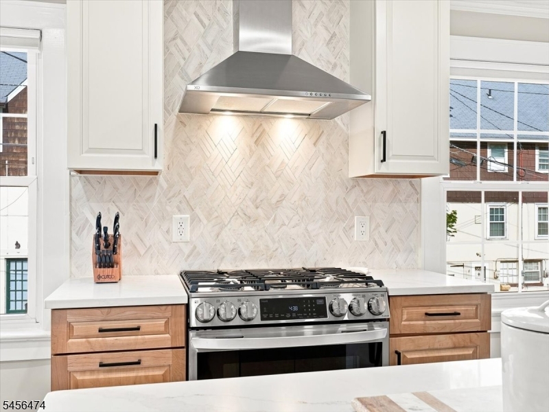 11 Reading Ter Property Photo 9