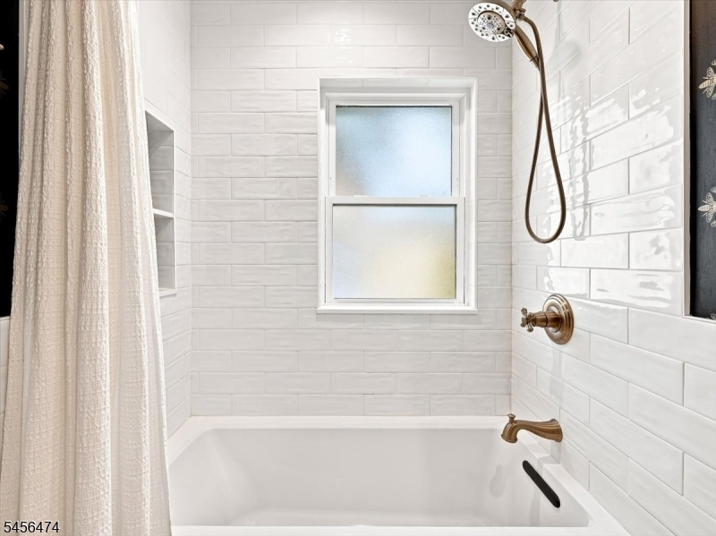 11 Reading Ter Property Photo 18