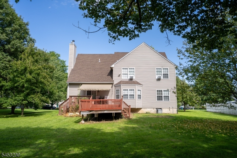 24 Shippen Rdg Property Photo 4