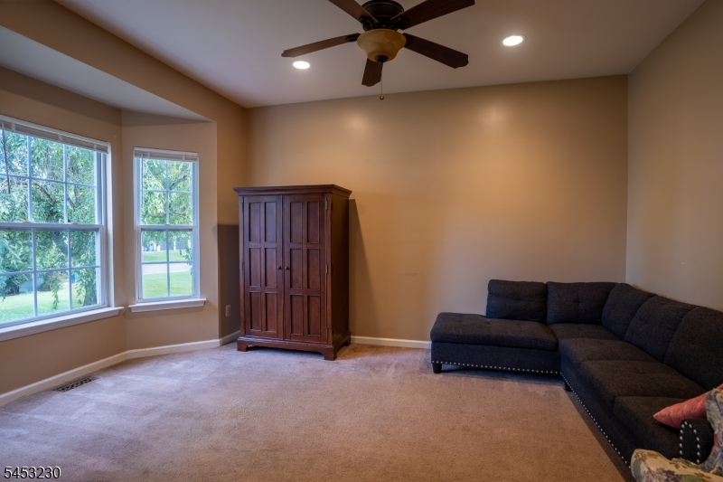 24 Shippen Rdg Property Photo 9