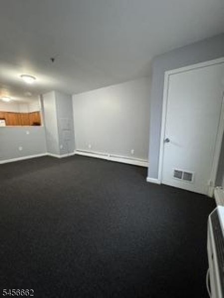 170 N Oraton Pkwy 111 Property Photo 3