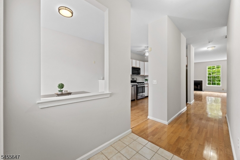 33 Gordon Circle Property Photo 2