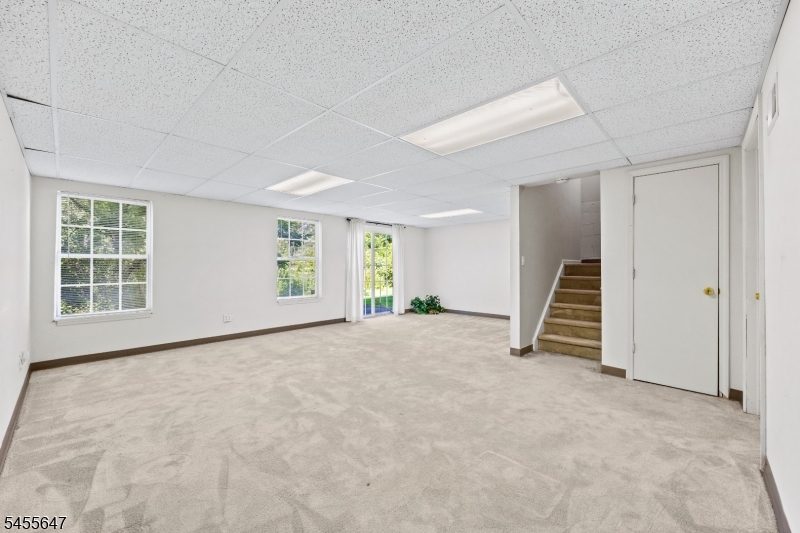 33 Gordon Circle Property Photo 24