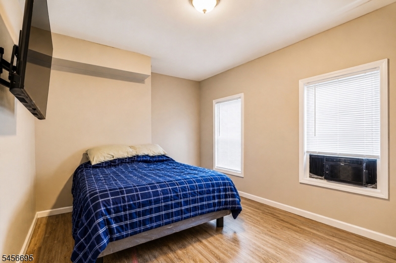 34 Hillman St Property Photo 9