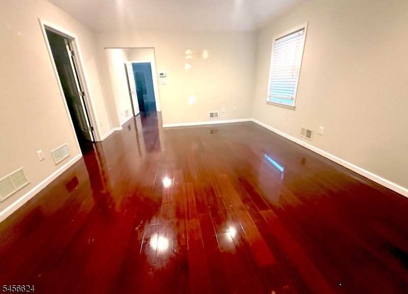 33 Mcguire Dr Property Photo 22