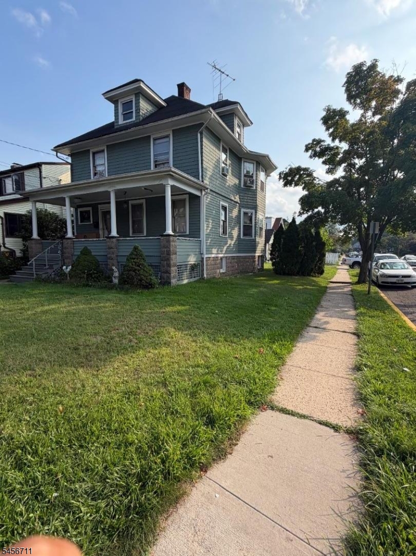 269 Watchung Ave Property Photo 3