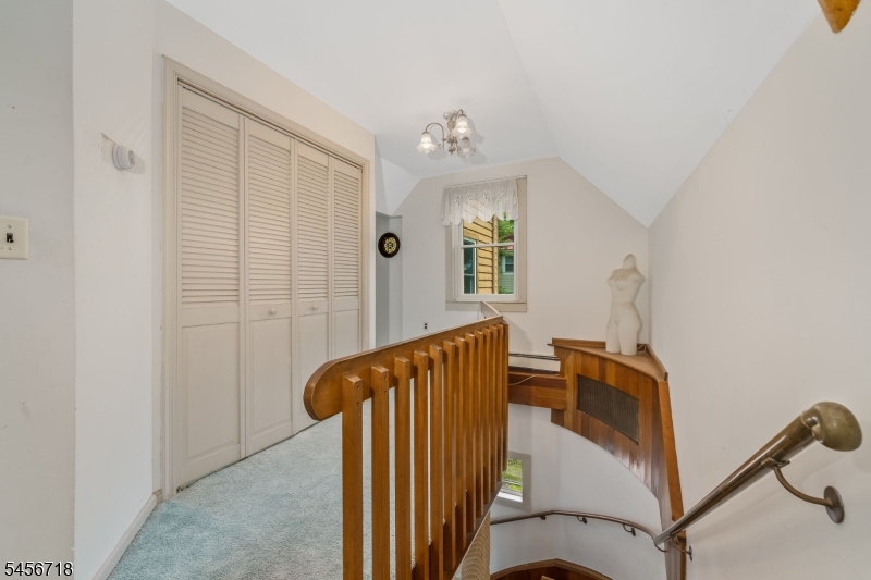 90 Ithanell Rd Property Photo 24
