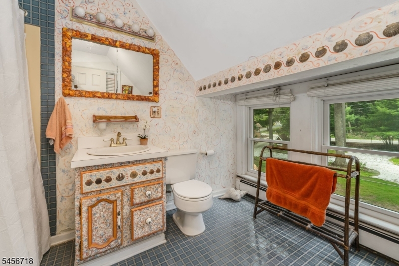 90 Ithanell Rd Property Photo 25