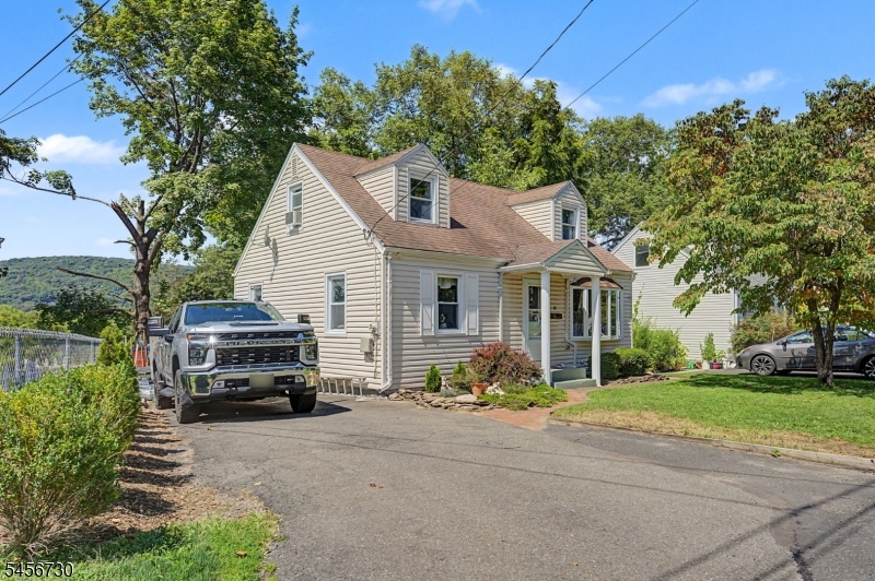 114 Warhol Ave Property Photo 1