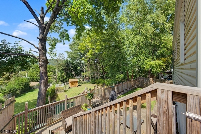 114 Warhol Ave Property Photo 30