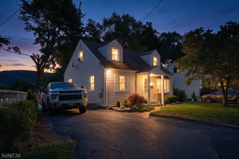 114 Warhol Ave Property Photo 38