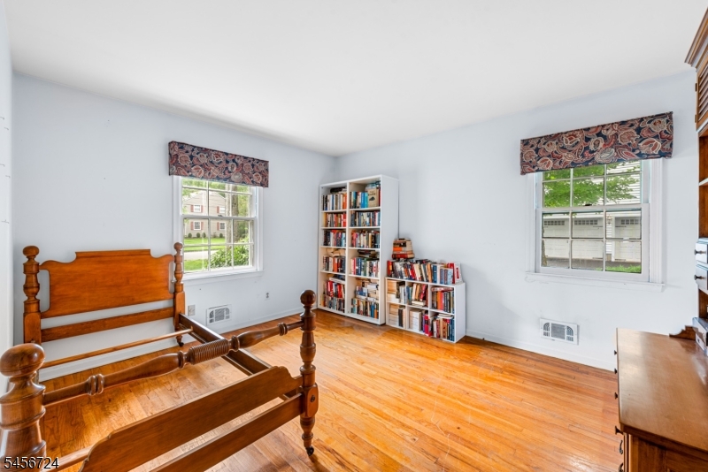 7 Fox Chase Ln Property Photo 18