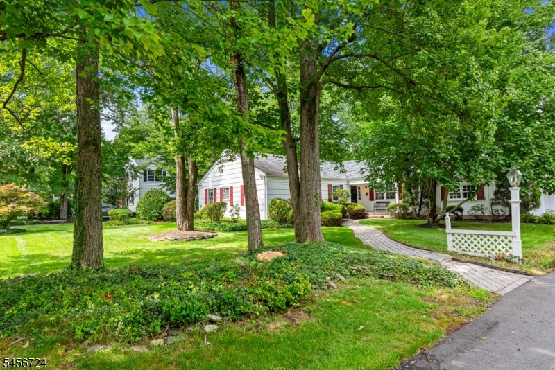 7 Fox Chase Ln Property Photo 25