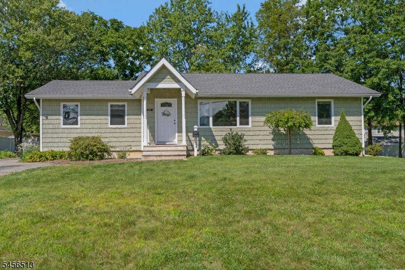 26 Central Ave Property Photo 1