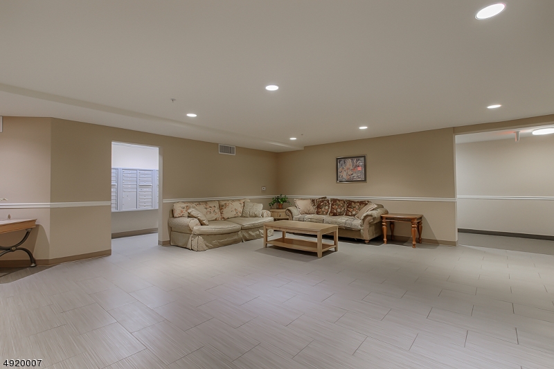 2889 State Route 10 1208 Property Photo 11