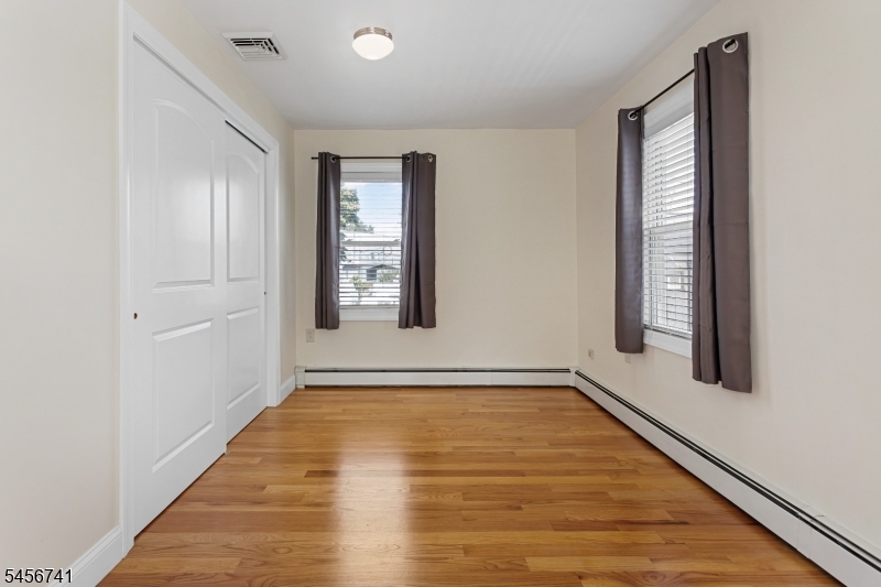 418 President St Property Photo 20