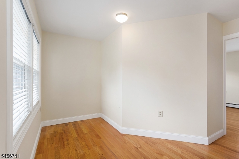 418 President St Property Photo 28