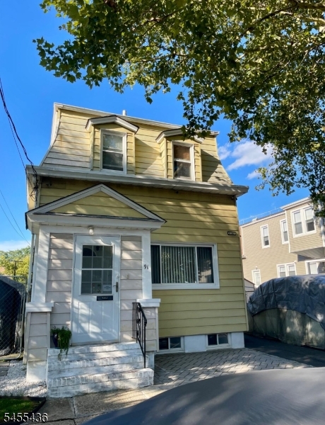 91 Clinton St Property Photo 2