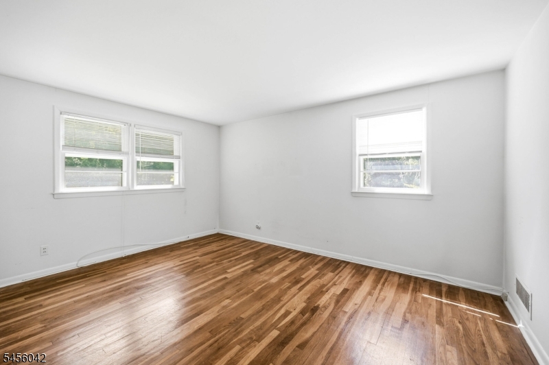 472 Cedar Hill Ave Property Photo 29