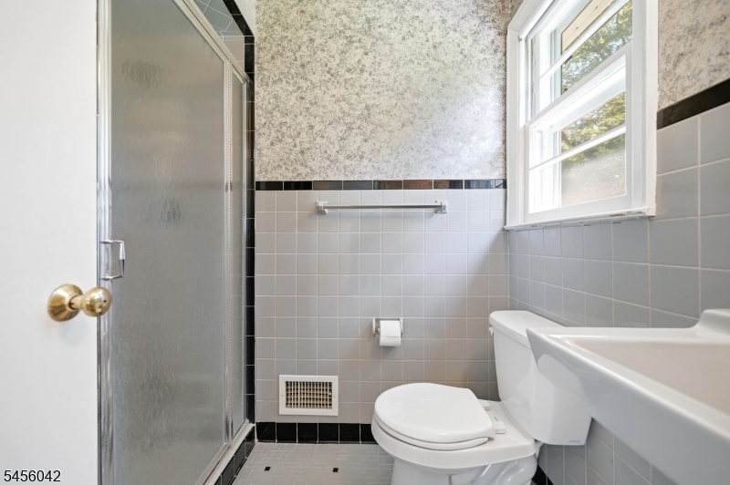 472 Cedar Hill Ave Property Photo 31