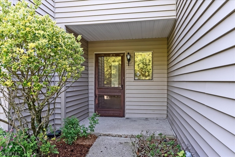 31 Lockley Ct Property Photo 3