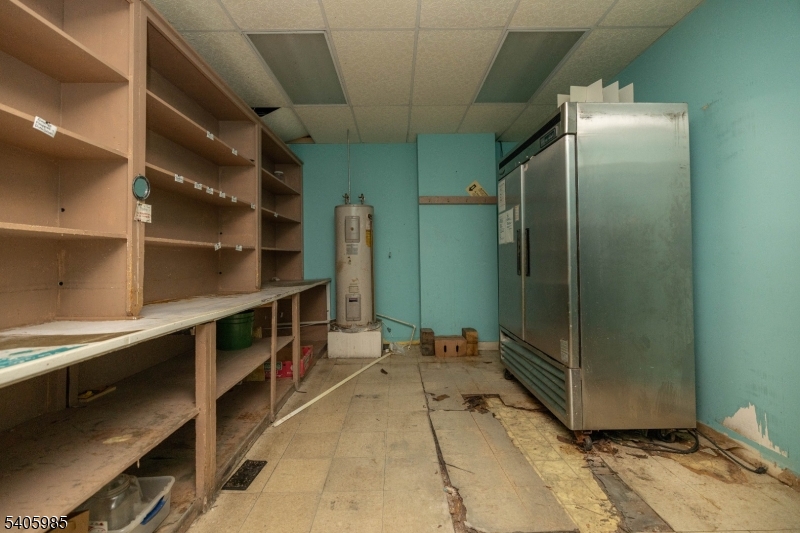 729 E Landis Ave Property Photo 10