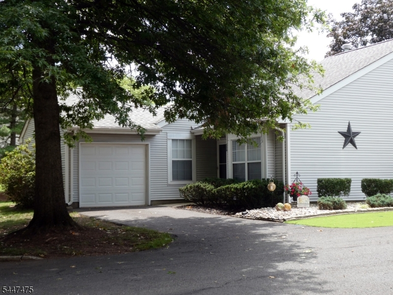 124 Winchester Way Property Photo 2