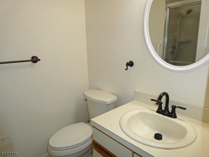 124 Winchester Way Property Photo 8