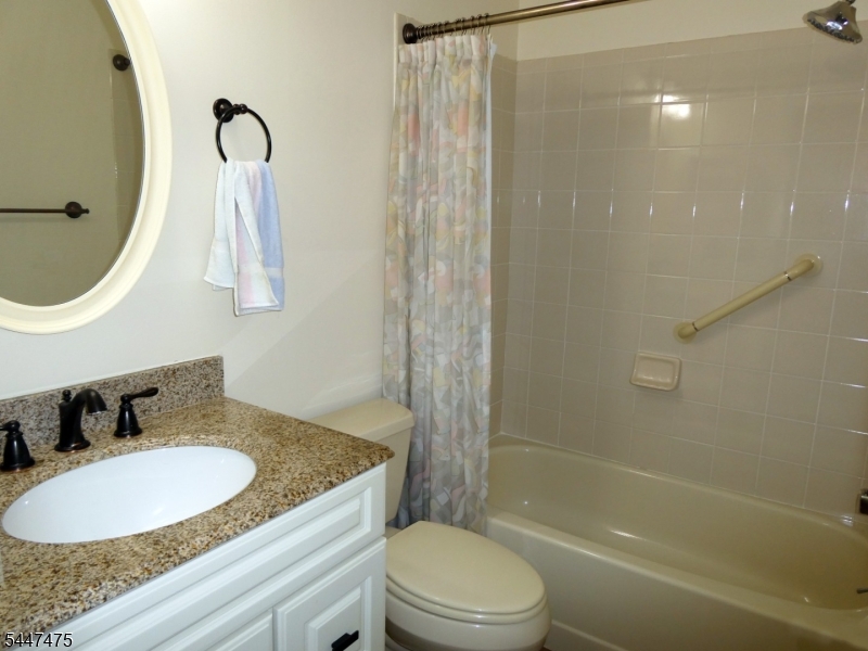 124 Winchester Way Property Photo 10
