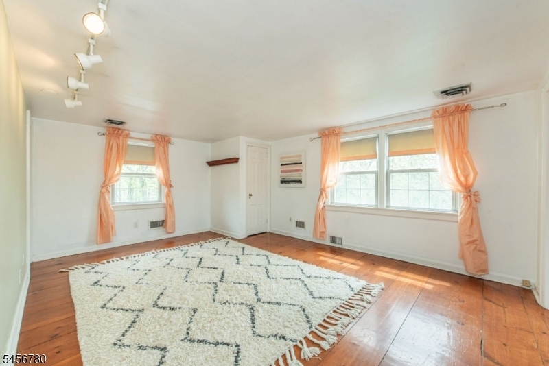 839 Rifle Camp Road Property Photo 23