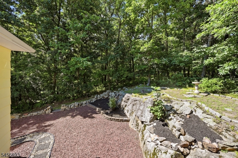 25 Elm Tree Rd Property Photo 20
