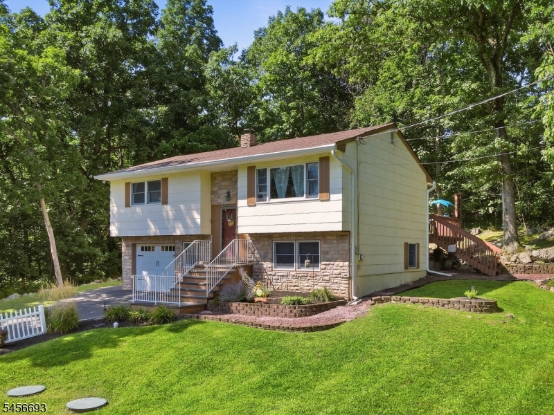 25 Elm Tree Rd Property Photo 27