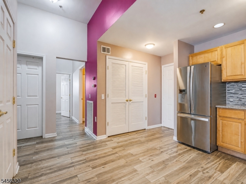 19 Market Street 401 Property Photo 7