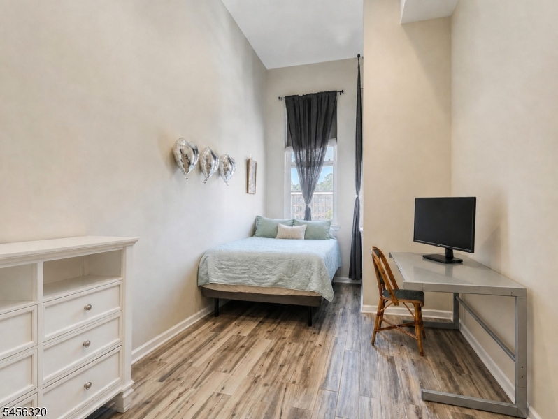 19 Market Street 401 Property Photo 14