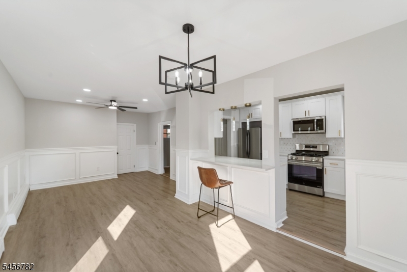 420 John St Property Photo 8