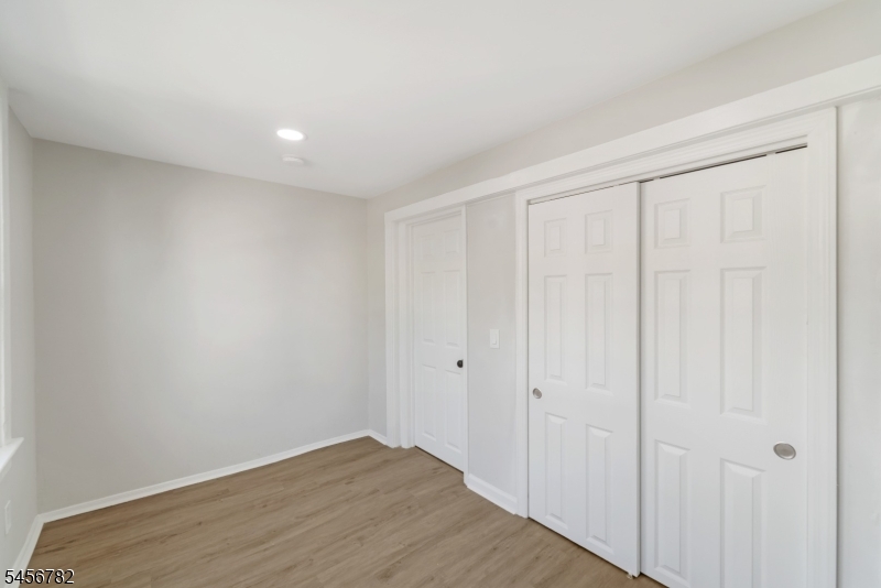 420 John St Property Photo 30