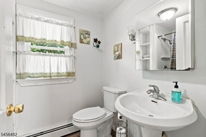 71 Schuyler Ave Property Photo 22