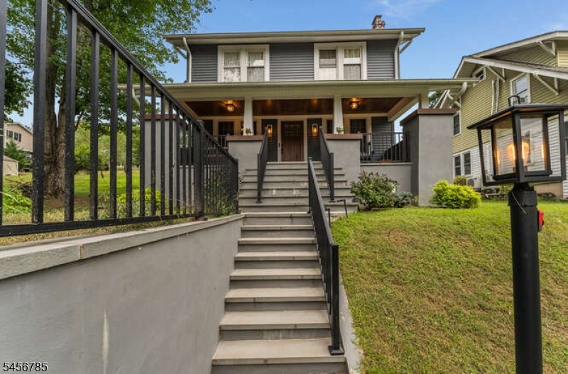 169 Leigh St Property Photo 3