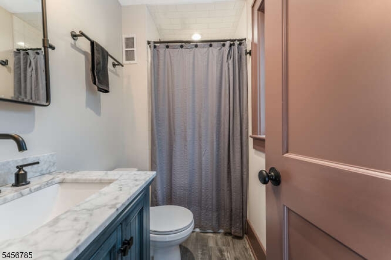 169 Leigh St Property Photo 14