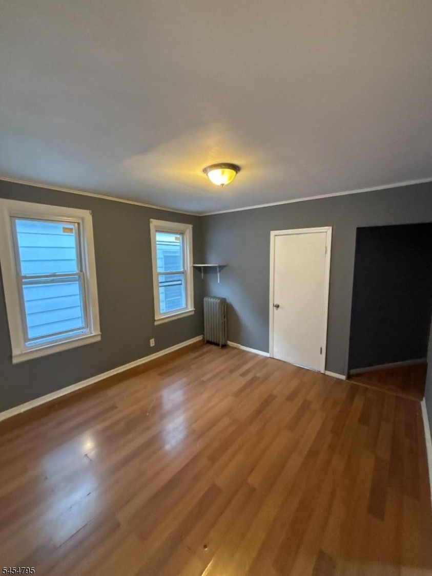 28 Leslie Pl 2 Property Photo 3
