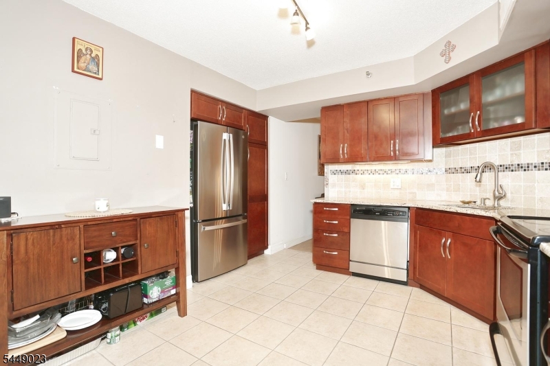 316 Prospect Ave 4k Property Photo 21