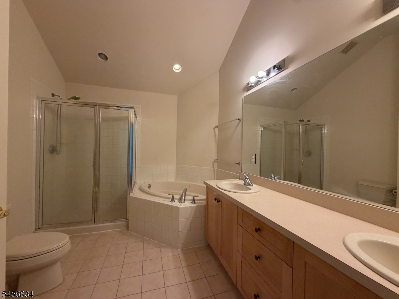 117 Crown Ct Property Photo 11