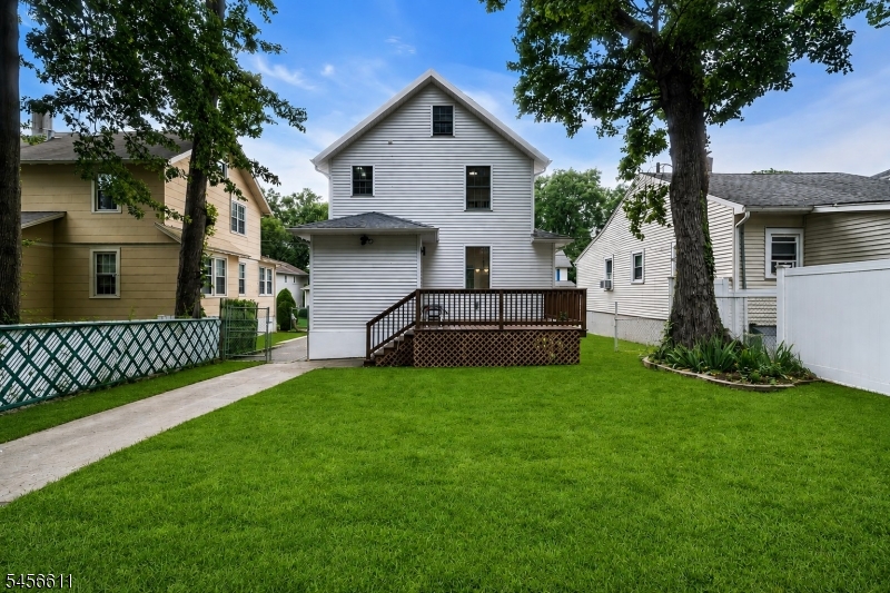 33 Wall St Property Photo 41