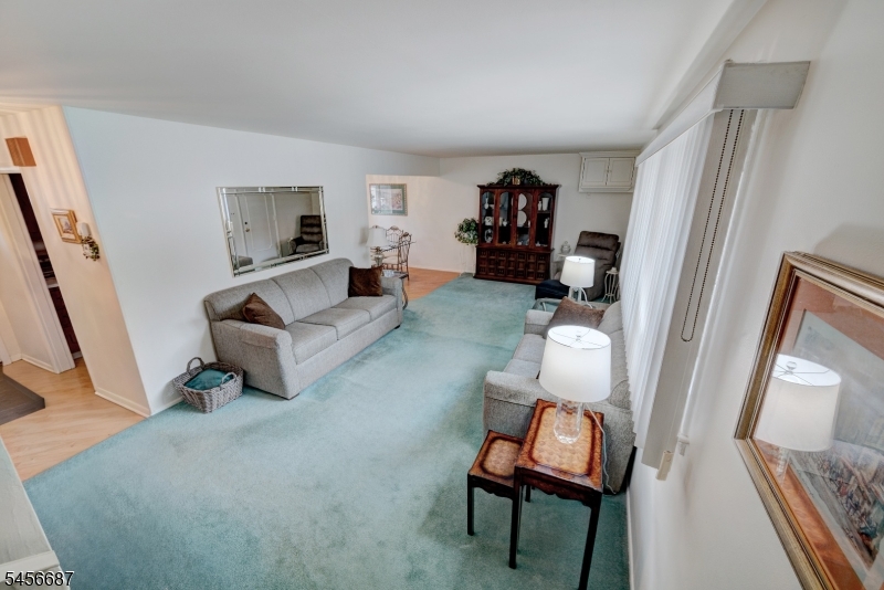 14 Holmes St Property Photo 13